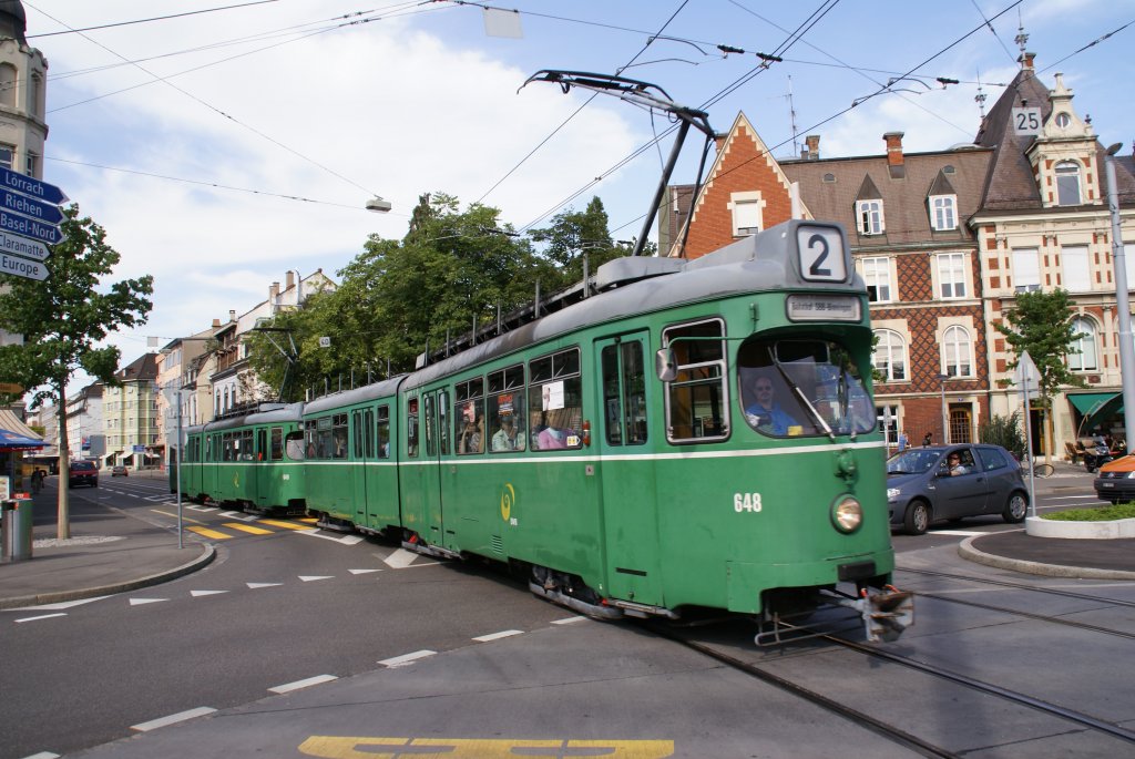 Dwag mit der Betriebsnummer 648 auf der Linie 2. Der Wagen 648 ist nicht mehr im Bestand der BVB. Er wurde am 26.05.2009 zur GSP nach Belgrad verladen.