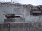 Ein Teil vom neuen Br�ckenfundament, mit Jahreszahl, der neuen Saalebr�cke in Ro�bach; 12.01.2012 (Foto: G�nther G�bel)